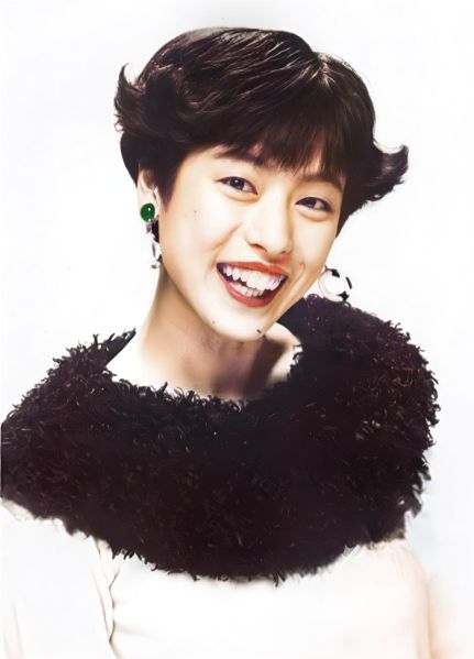 文件:久本雅美.jpg